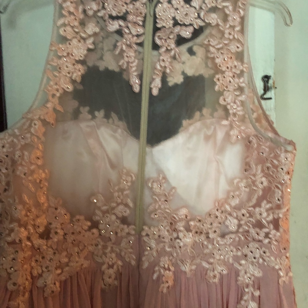 Prom/Evening dress chiffon overlay. - Picture 5 of 7